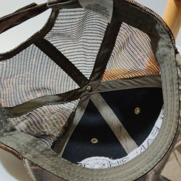 Clean Shot Camo And‎ Grey Hunting Adjustable Strap Hat
